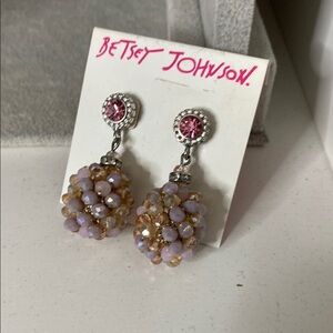 💚 Betsey Johnson Pink and Gold Cluster Earrings - NWTs
